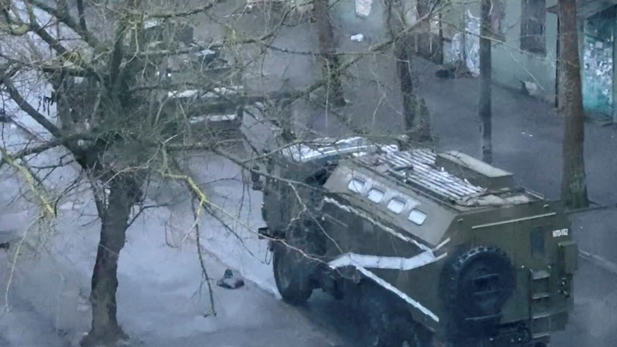 Na Ukrajině působí ruská tajná služba, podle armády se tam také rabuje